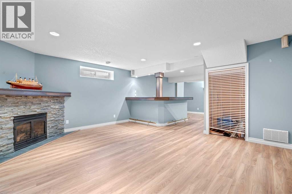 249 Mt Douglas Circle SE — photo 35