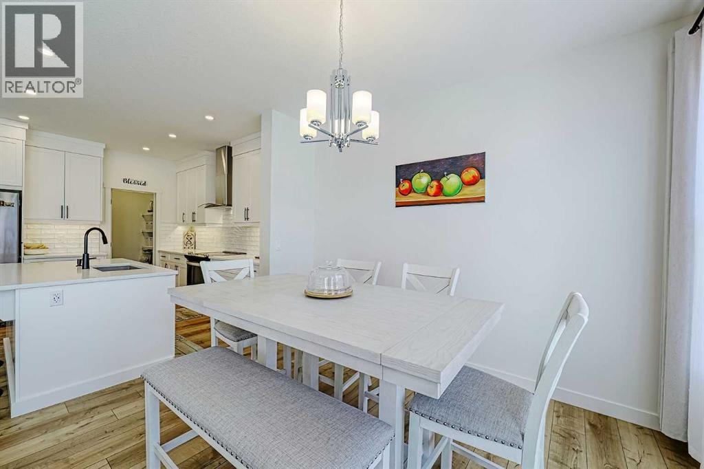 25 Belmont Green SW — photo 10