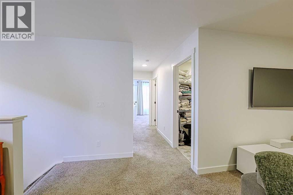 25 Belmont Green SW — photo 23