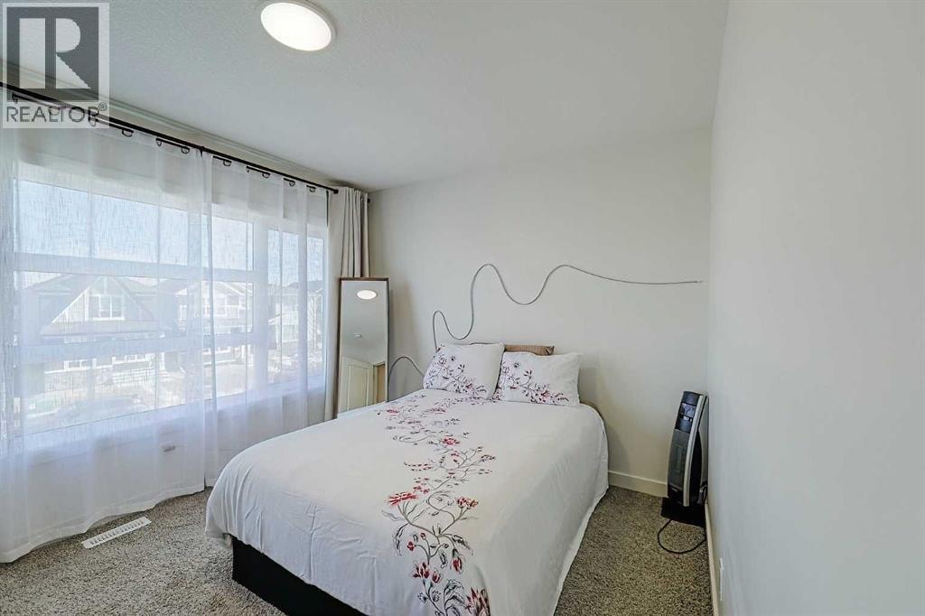 25 Belmont Green SW — photo 19