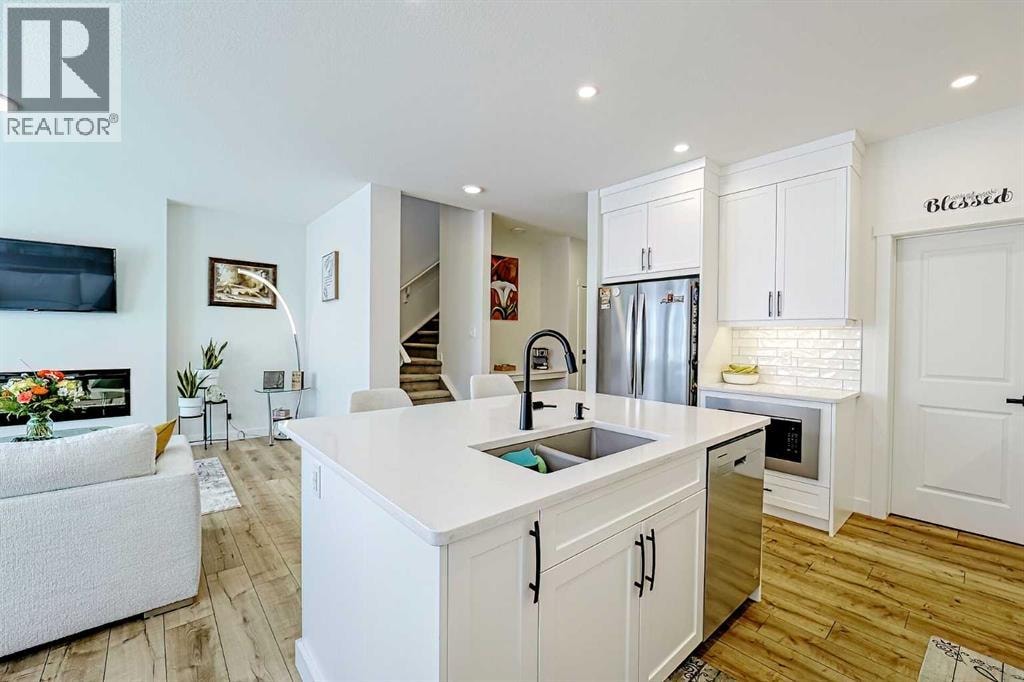 25 Belmont Green SW — photo 7