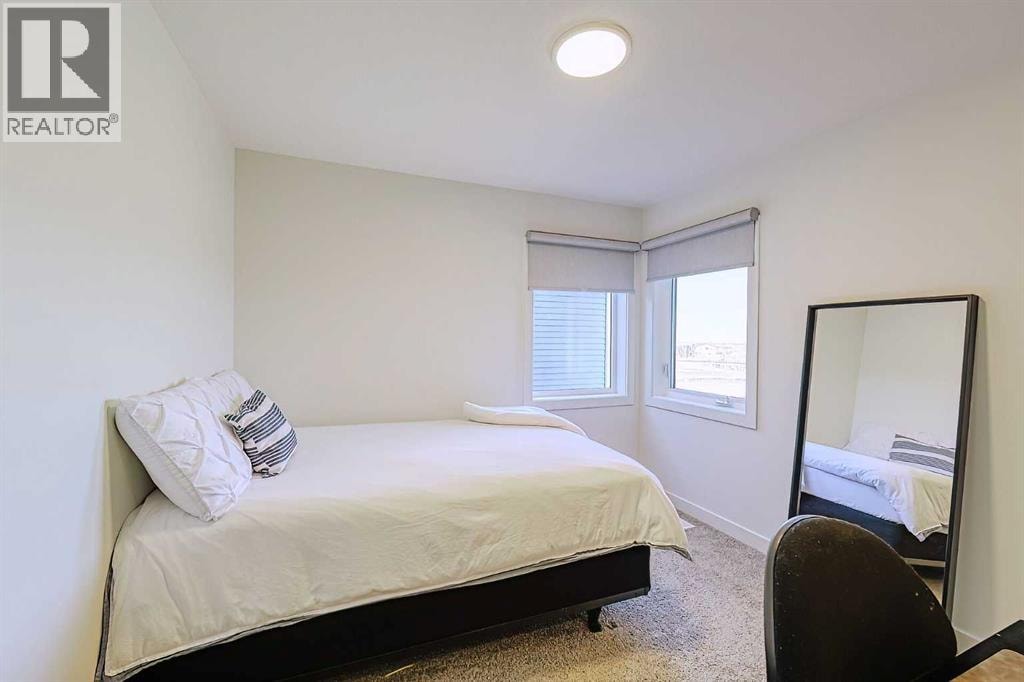 25 Belmont Green SW — photo 18