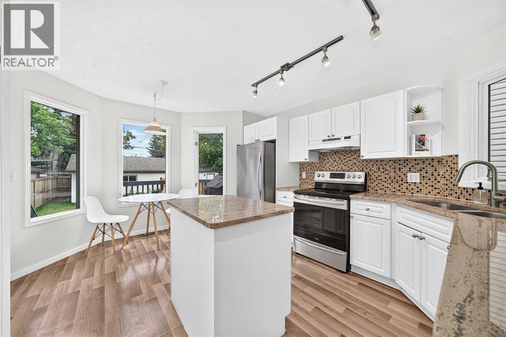 1811 24 Avenue NW — photo 9