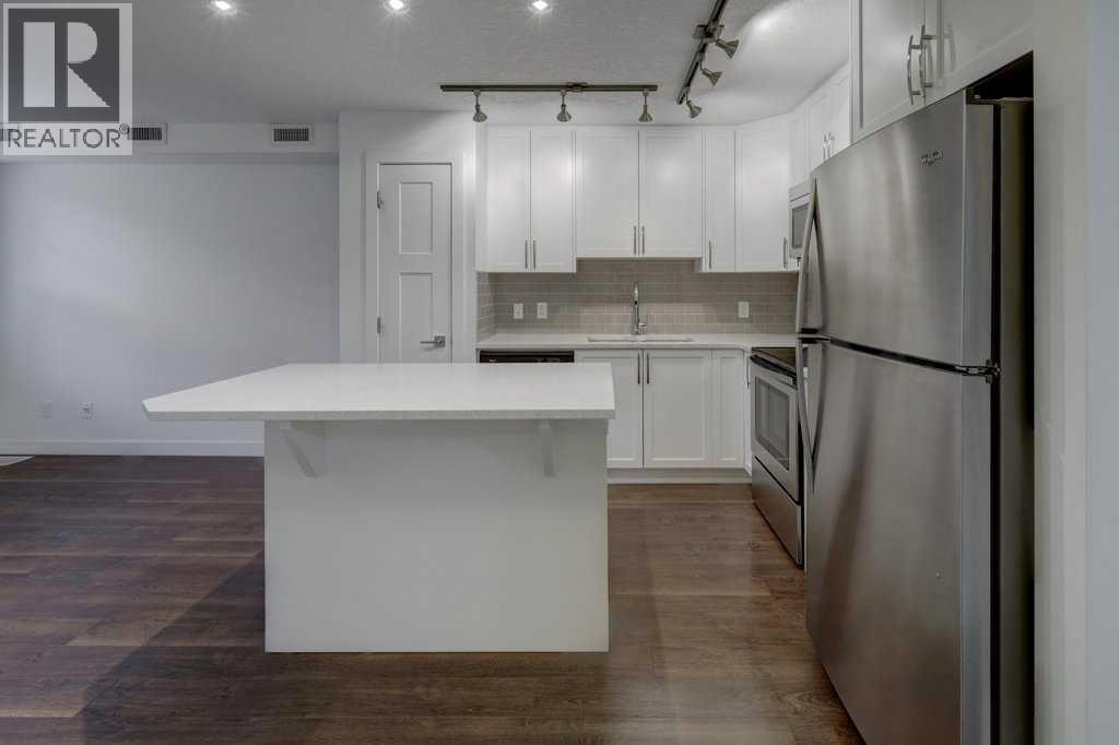 28 Evanscrest Gardens NW — photo 5
