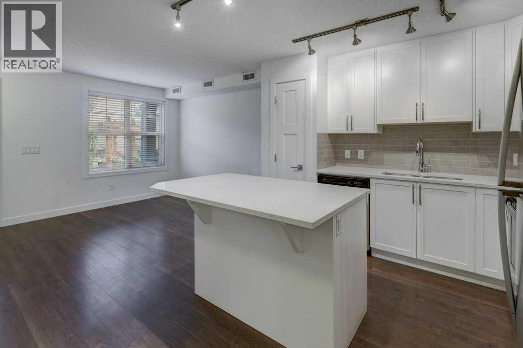 28 Evanscrest Gardens NW — photo 6