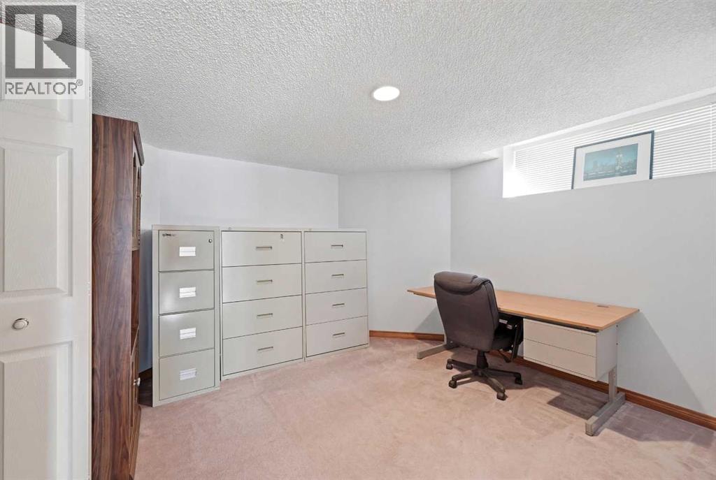 141 Coral Springs Place NE — photo 37
