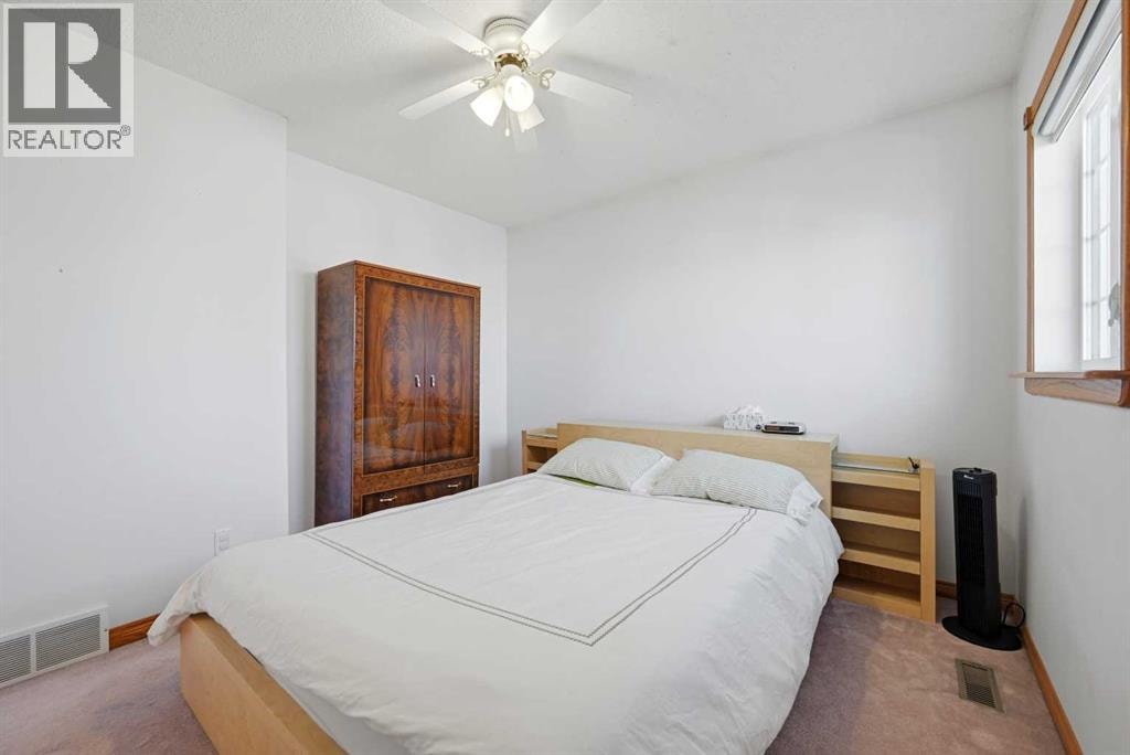141 Coral Springs Place NE — photo 22