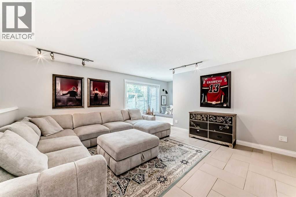 260 Westchester Way — photo 33