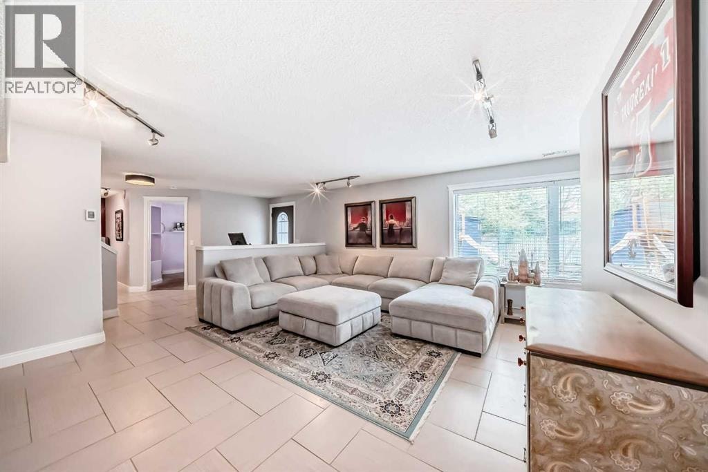 260 Westchester Way — photo 34