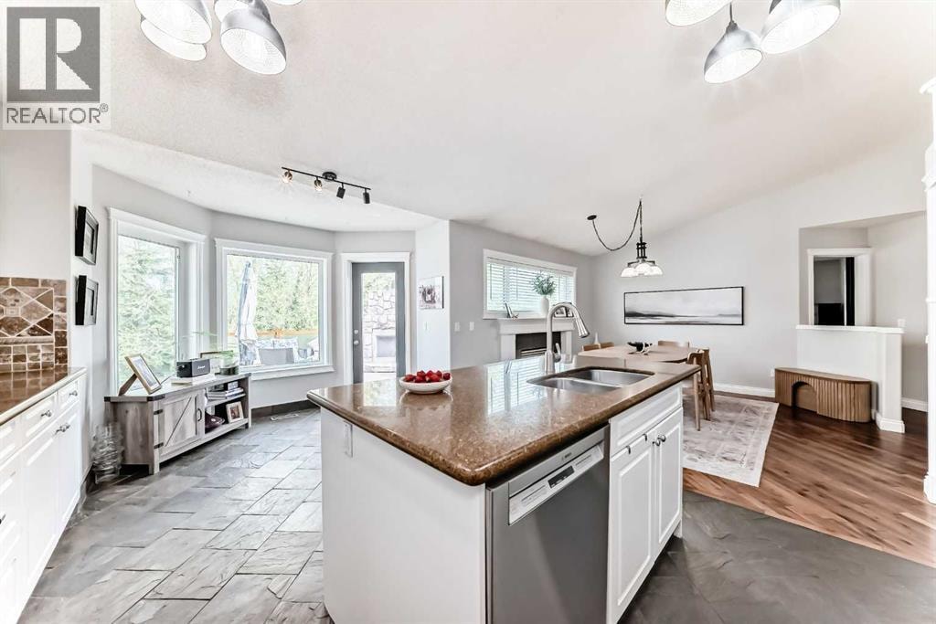 260 Westchester Way — photo 9