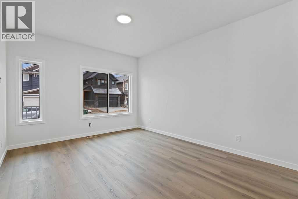 966 Chinook Winds Meadow SW — photo 5