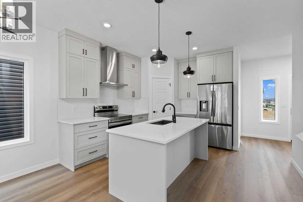 966 Chinook Winds Meadow SW — photo 10
