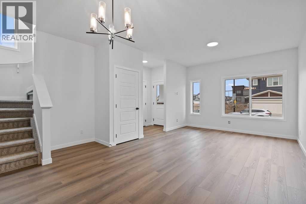 966 Chinook Winds Meadow SW — photo 7