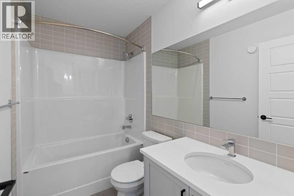 966 Chinook Winds Meadow SW — photo 22