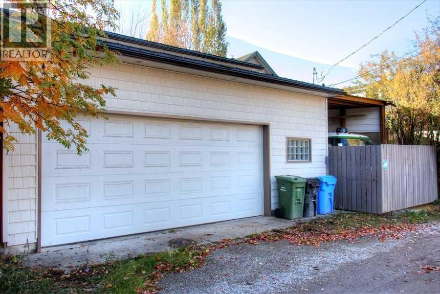 1604 Scotland Street SW — photo 46