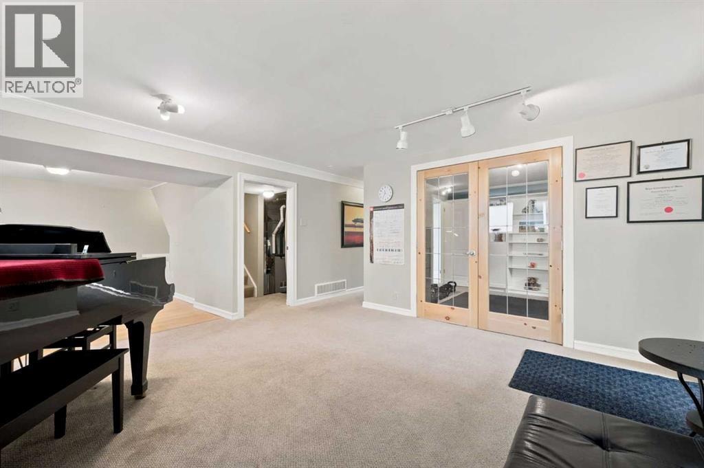 3518 3 Avenue SW — photo 20