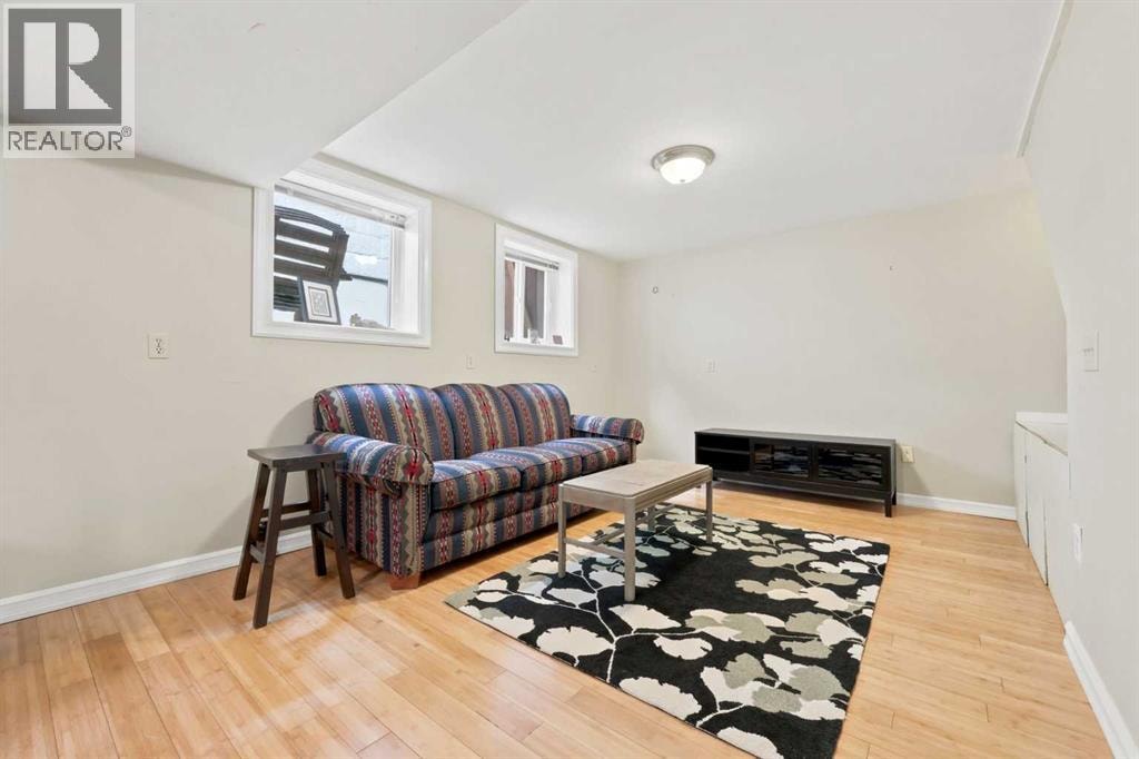 3518 3 Avenue SW — photo 19