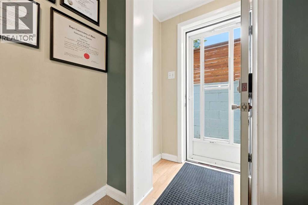 3518 3 Avenue SW — photo 24