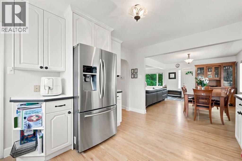 3518 3 Avenue SW — photo 11