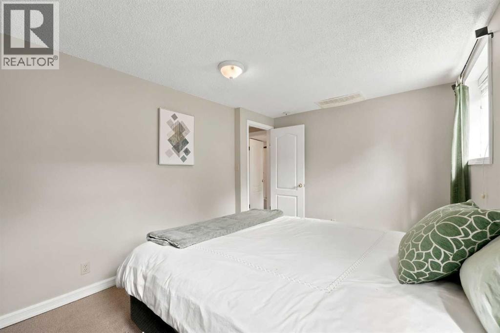 3518 3 Avenue SW — photo 22