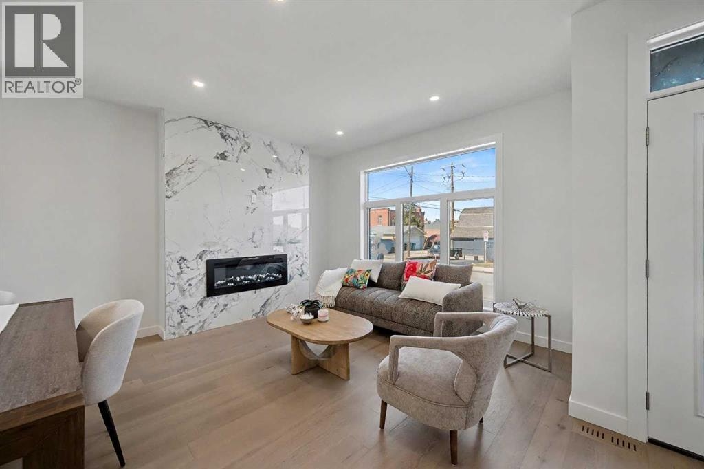 753 Centre Avenue NE — photo 11
