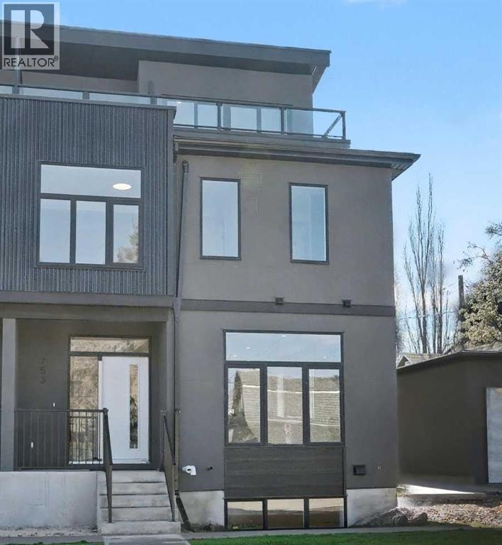 753 Centre Avenue NE — photo 36