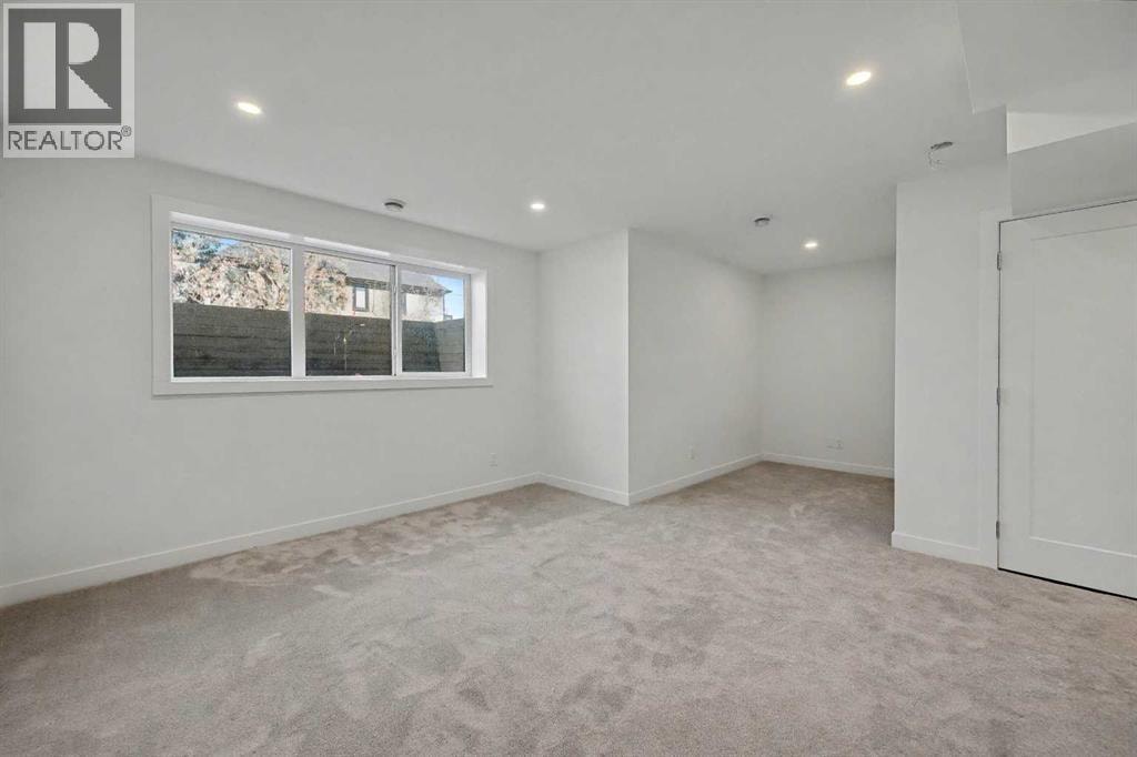 753 Centre Avenue NE — photo 38