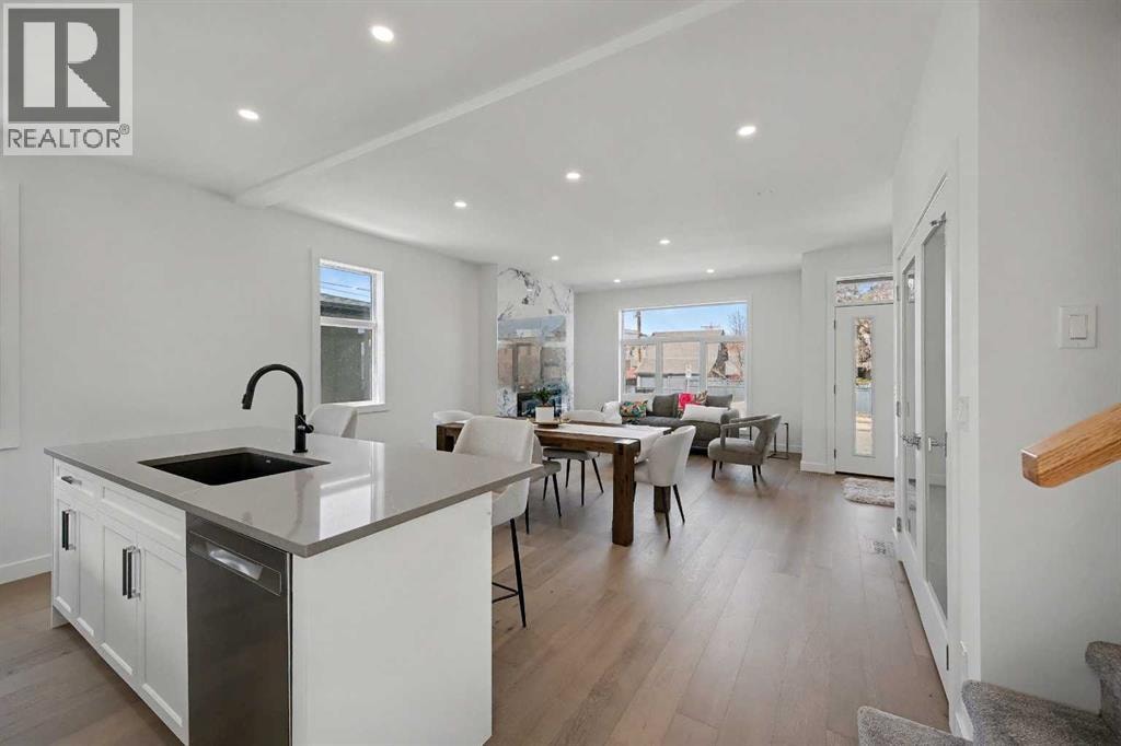 753 Centre Avenue NE — photo 4