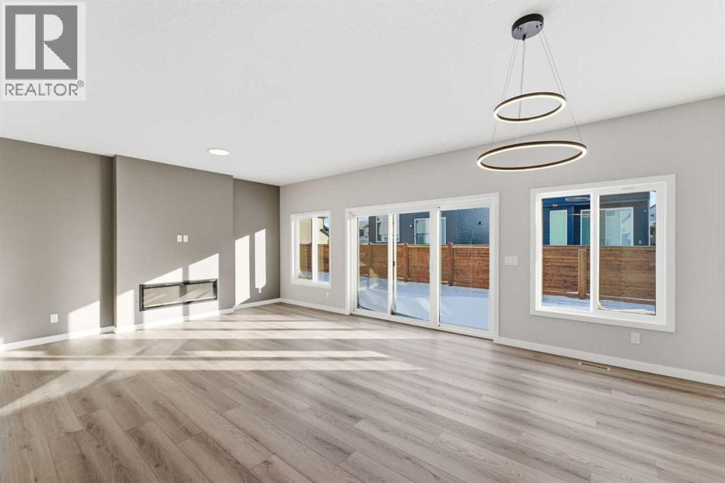 921 Chinook Winds Meadow SW — photo 11