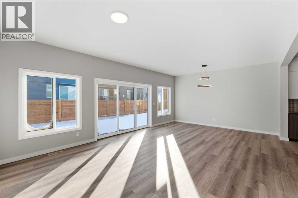 921 Chinook Winds Meadow SW — photo 12