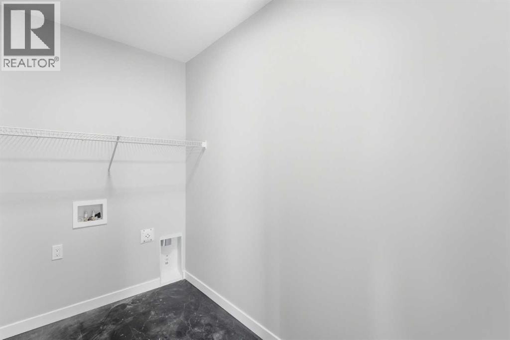 921 Chinook Winds Meadow SW — photo 22