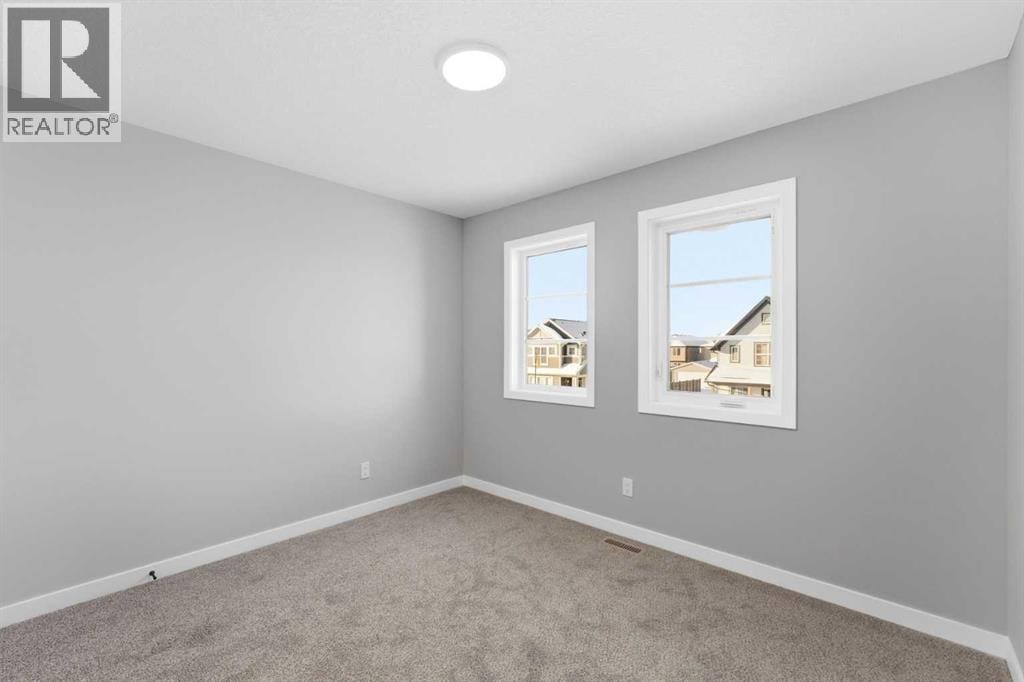921 Chinook Winds Meadow SW — photo 21