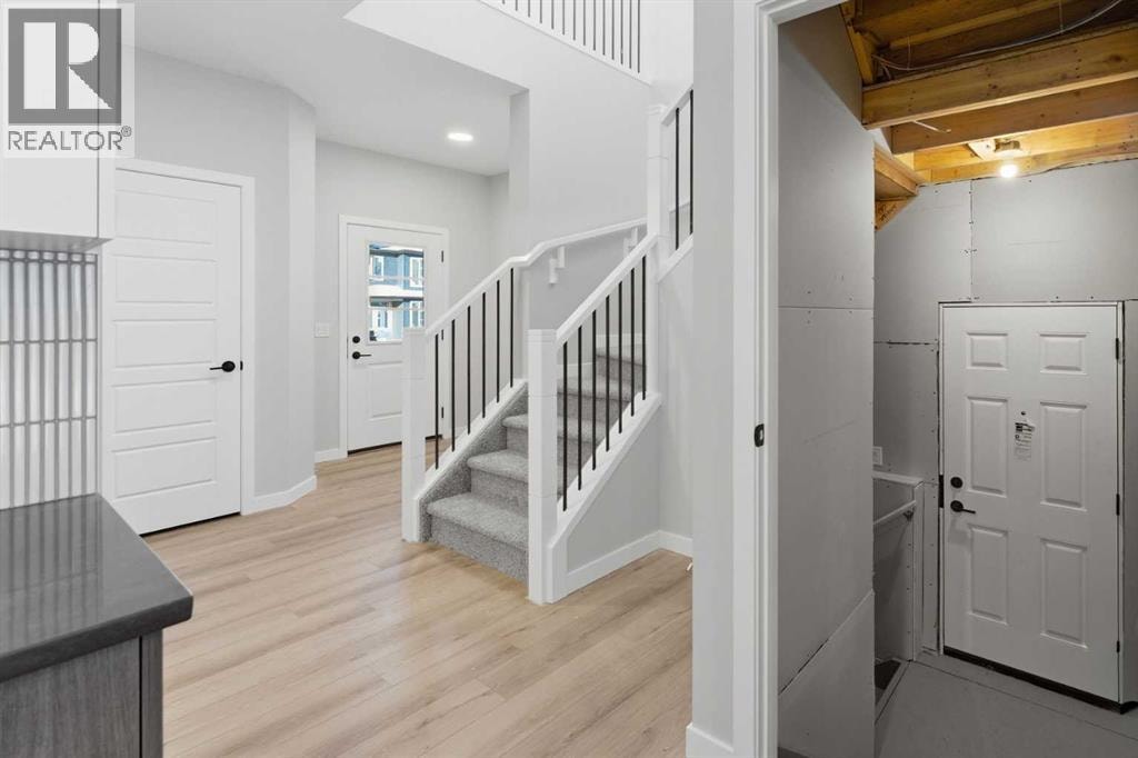921 Chinook Winds Meadow SW — photo 24