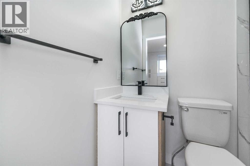4249 Catalina Boulevard NE — photo 18