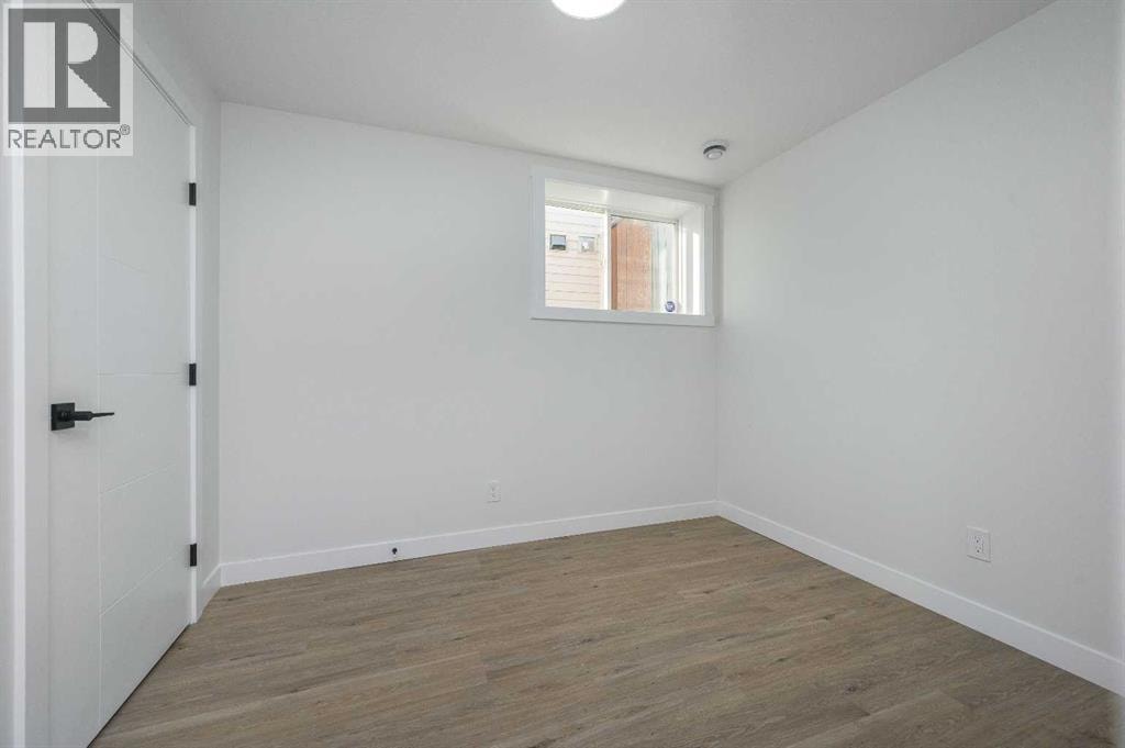 4249 Catalina Boulevard NE — photo 28