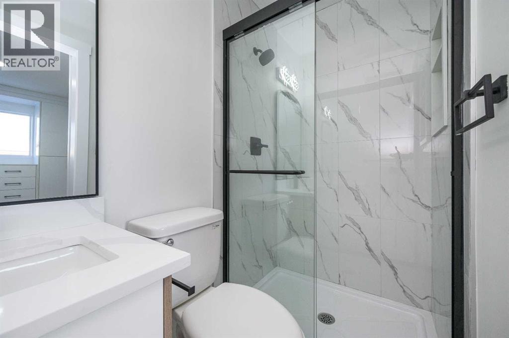 4249 Catalina Boulevard NE — photo 19