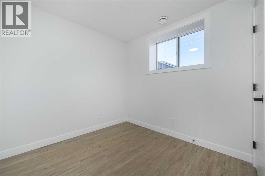 4249 Catalina Boulevard NE — photo 29