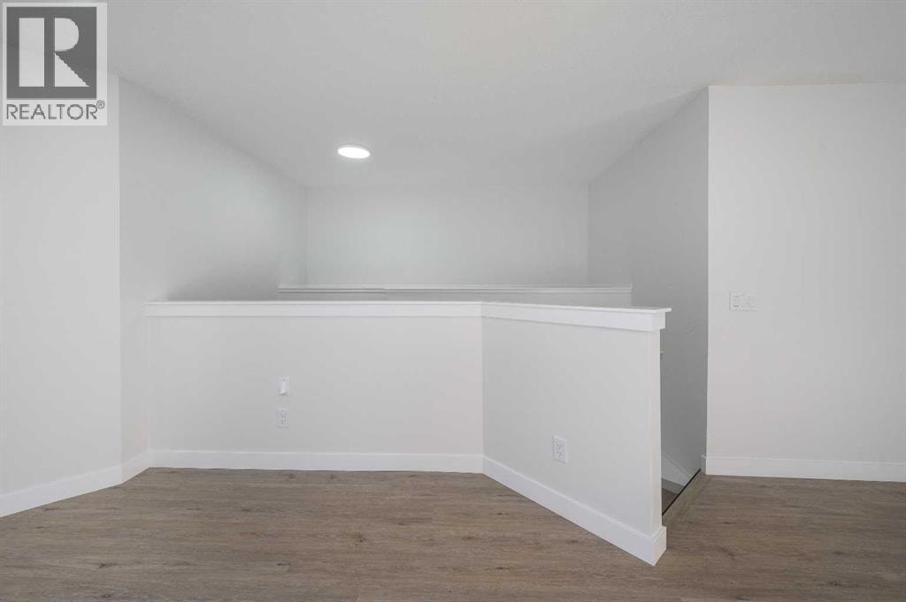 4249 Catalina Boulevard NE — photo 7