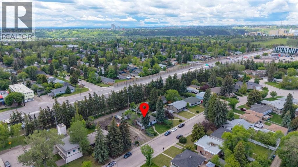 2115 Halifax Crescent NW — photo 31
