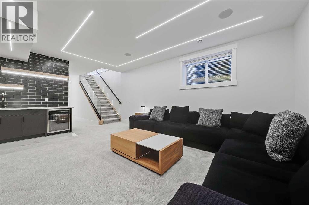 1902 13 Street SW — photo 37