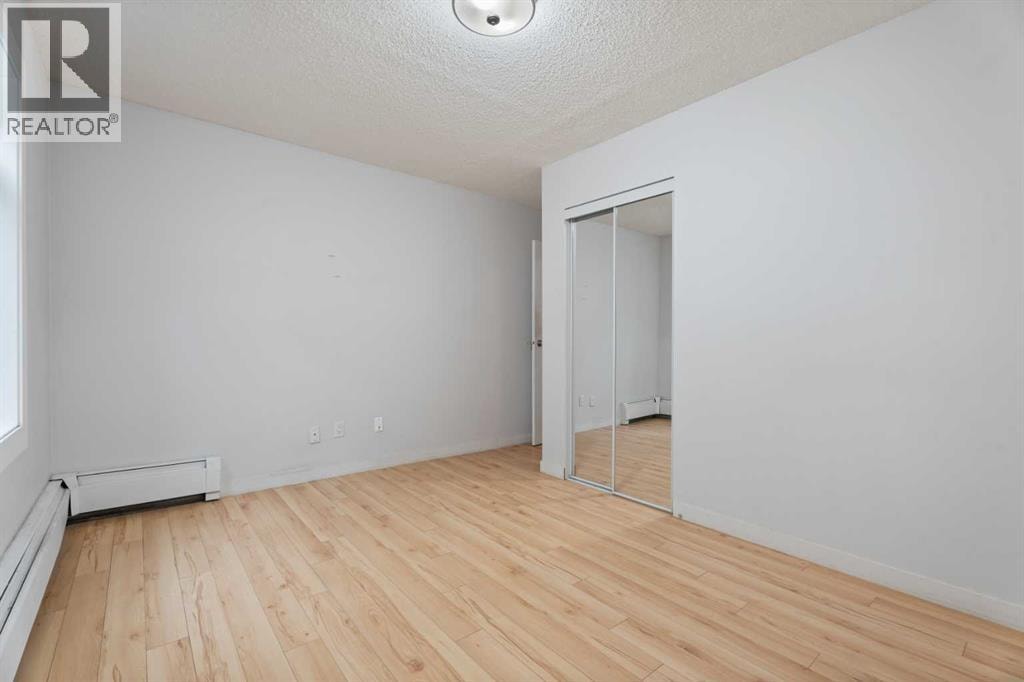 208, 819 4A Street NE — photo 21