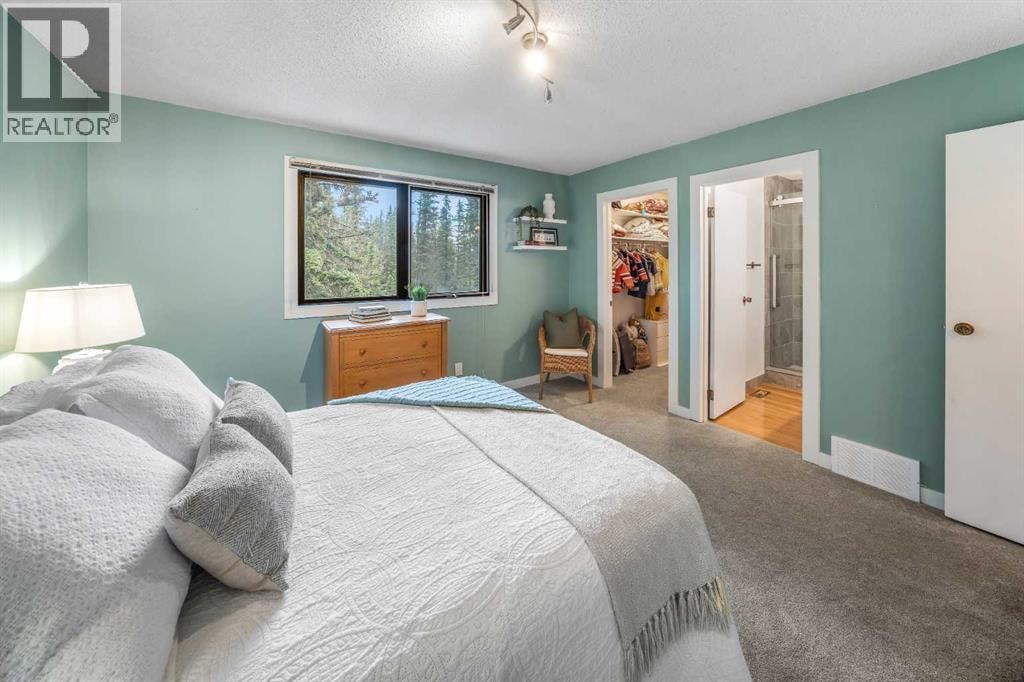 74 Redwood Meadows Drive — photo 28
