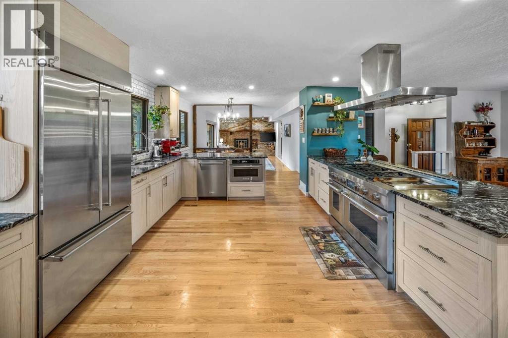 74 Redwood Meadows Drive — photo 13