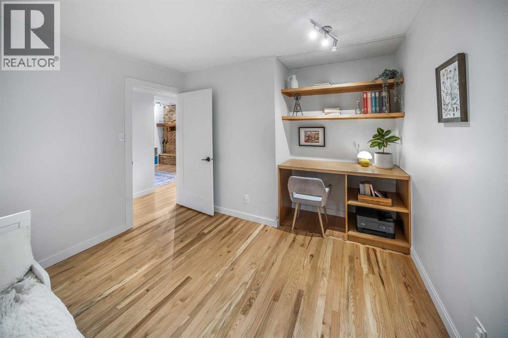 74 Redwood Meadows Drive — photo 21