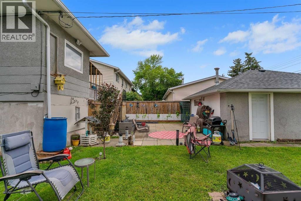 7621 23 Street SE — photo 31