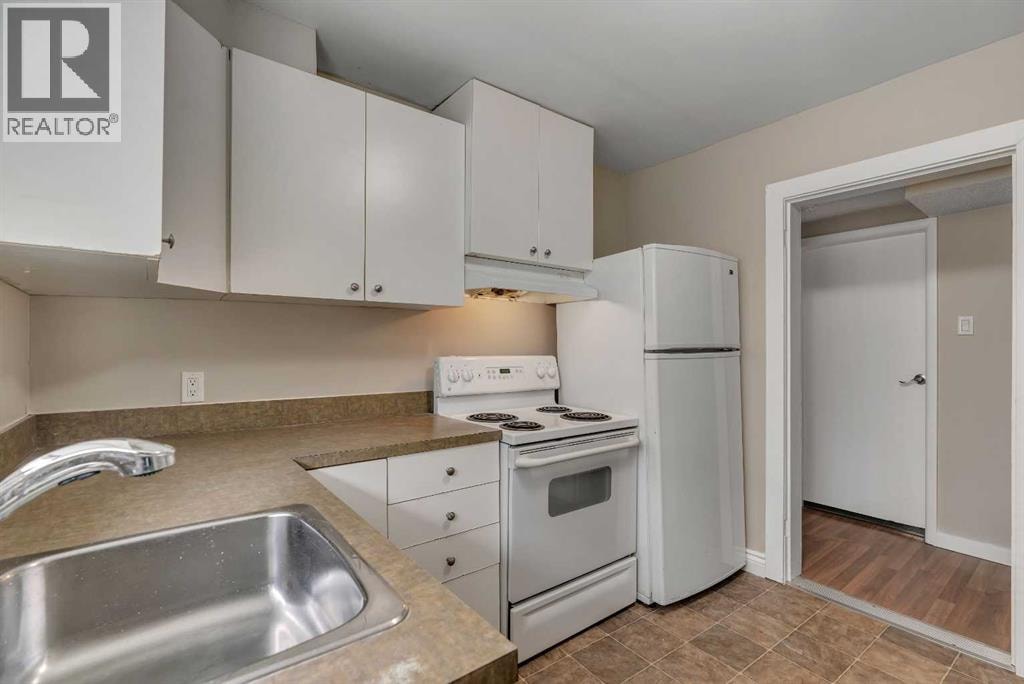 7621 23 Street SE — photo 20
