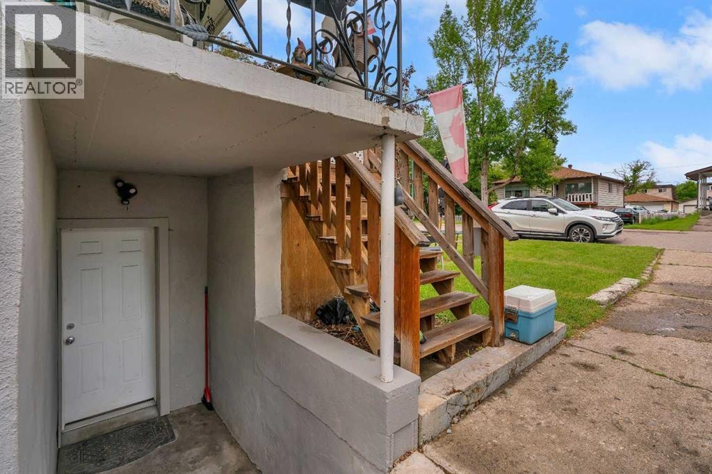 7621 23 Street SE — photo 14