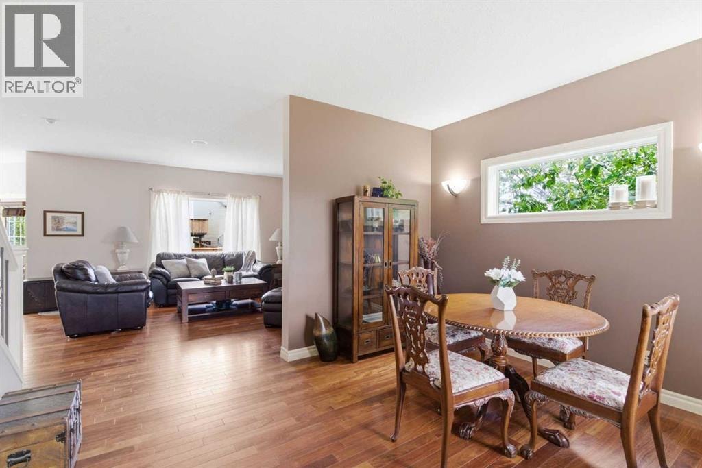 141 Panamount Green NW — photo 5