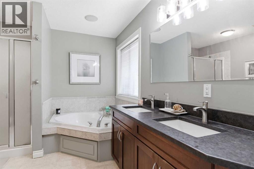 141 Panamount Green NW — photo 30