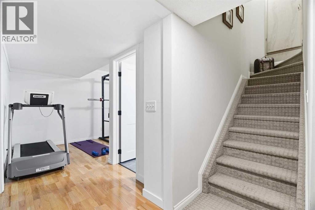 141 Panamount Green NW — photo 34